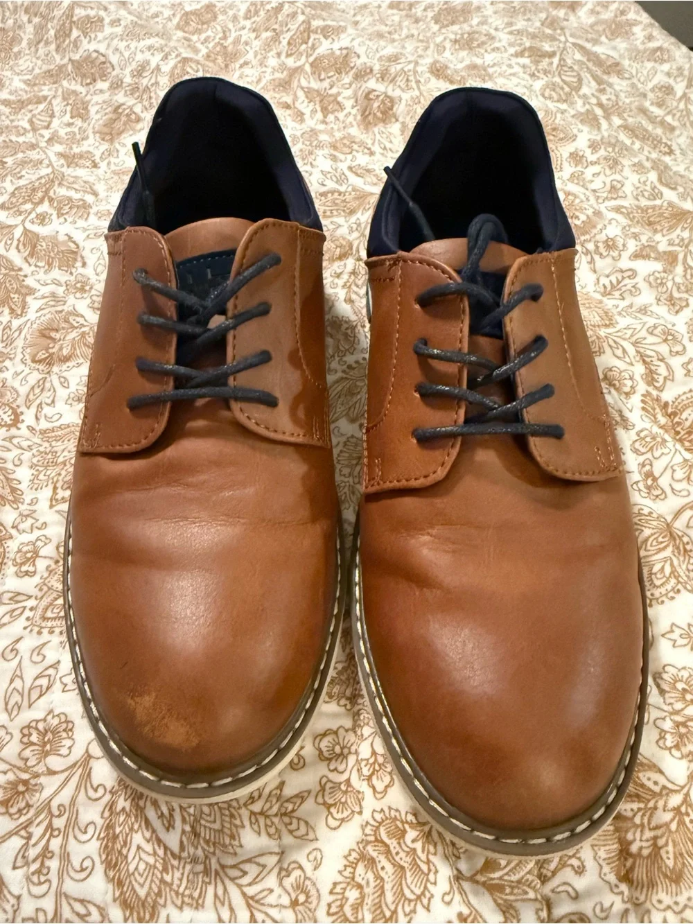 Men's Brown Casual Leather Lace-Up Shoes with Navy Accents